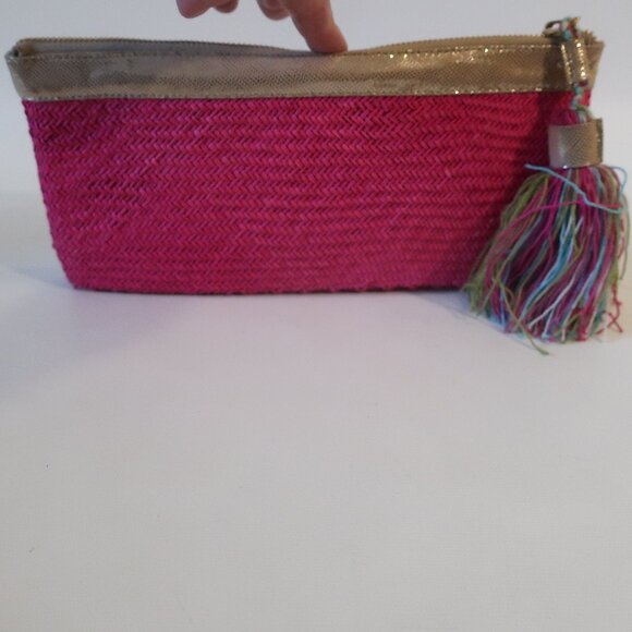 TEIRUMA Handbags - NWT Womens Teiruma Handcraft Pink Gold Woven Zip Carmen Clutch Bag *